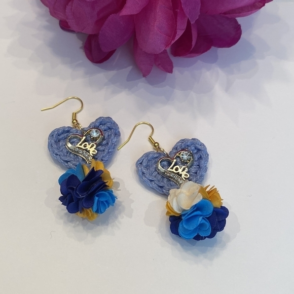 HEART Crochet Earrings - Picture 2 of 3
